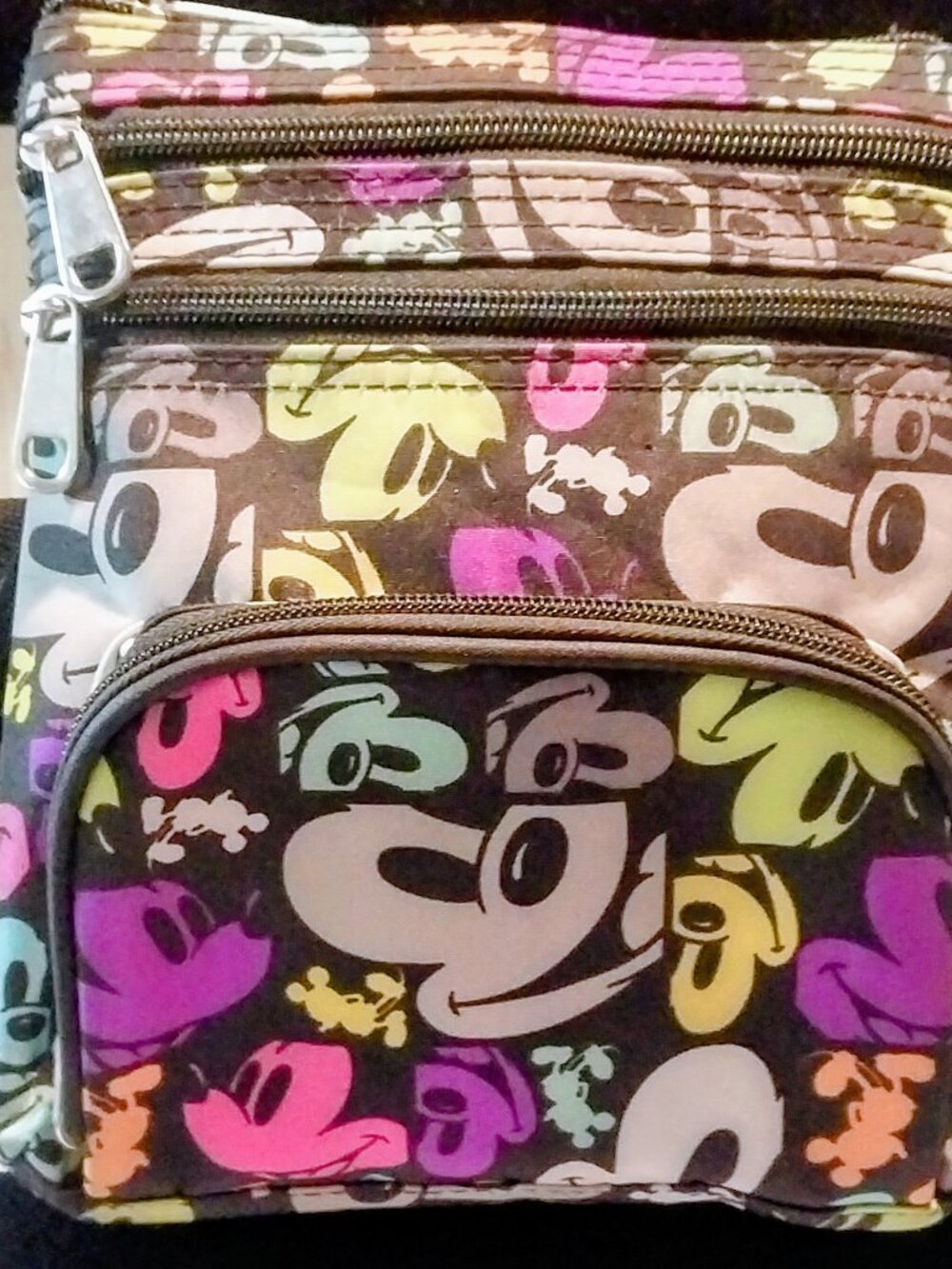 Authentic Disney Parks Pop Art Mickey Mouse Multi Color Cross Body Bag Purse 7X9
